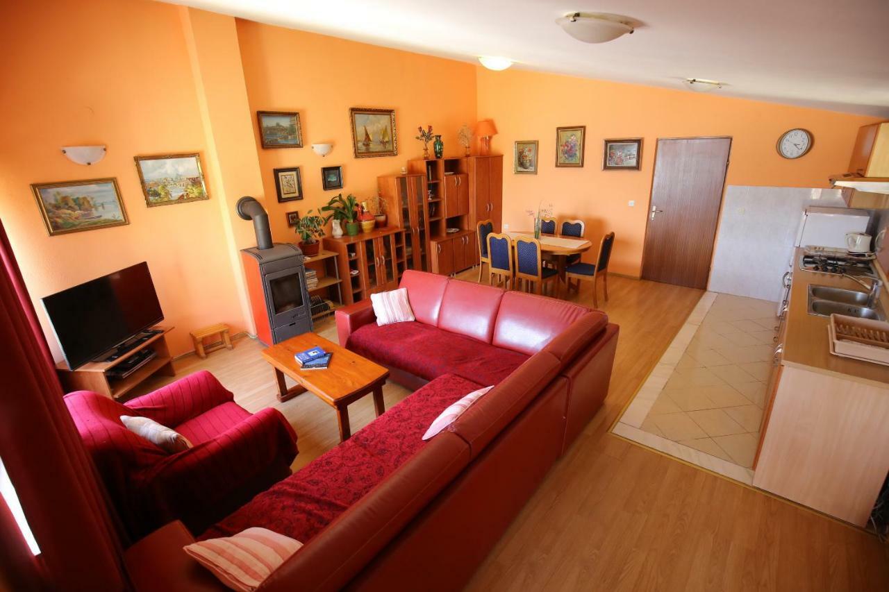 Apartment And Rooms Roko Zaglav エクステリア 写真