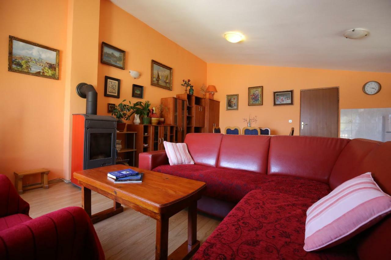 Apartment And Rooms Roko Zaglav エクステリア 写真