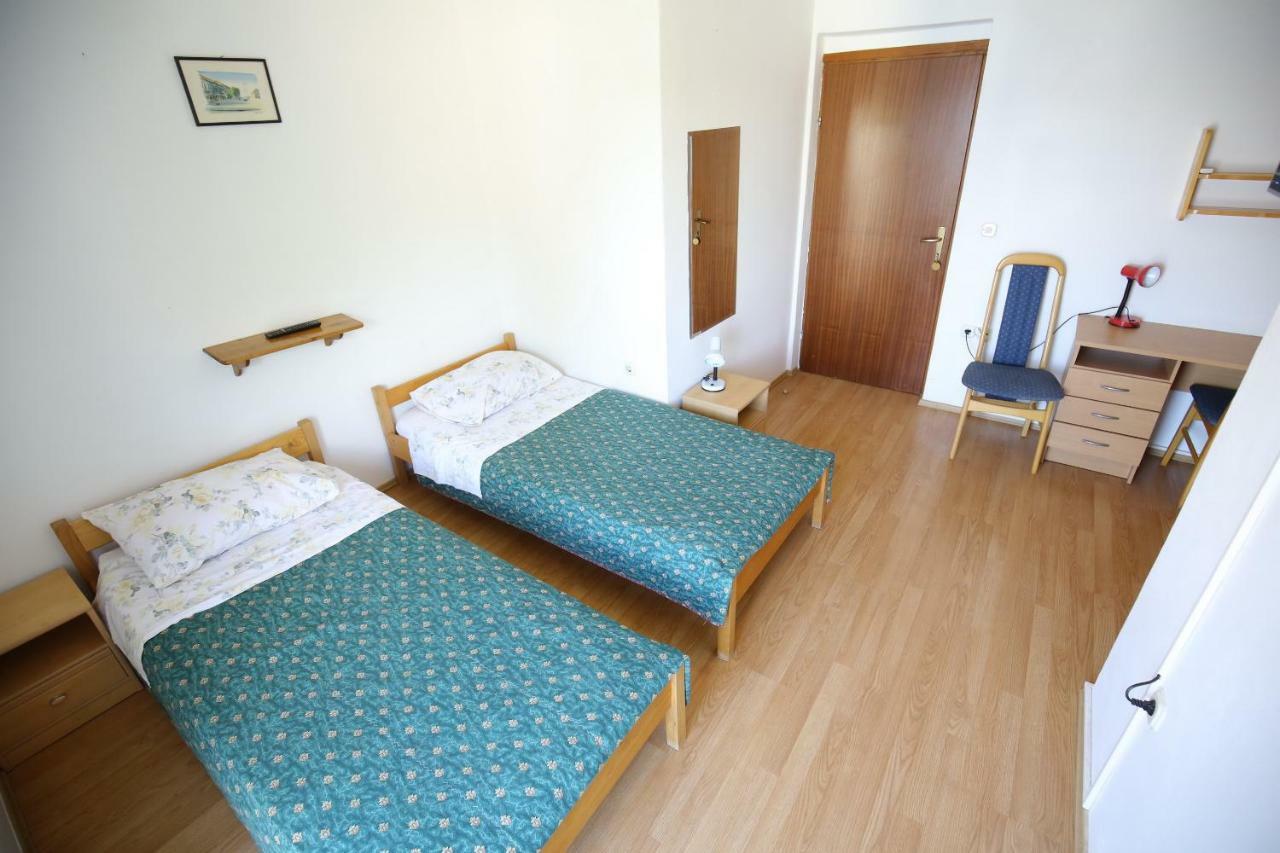 Apartment And Rooms Roko Zaglav エクステリア 写真