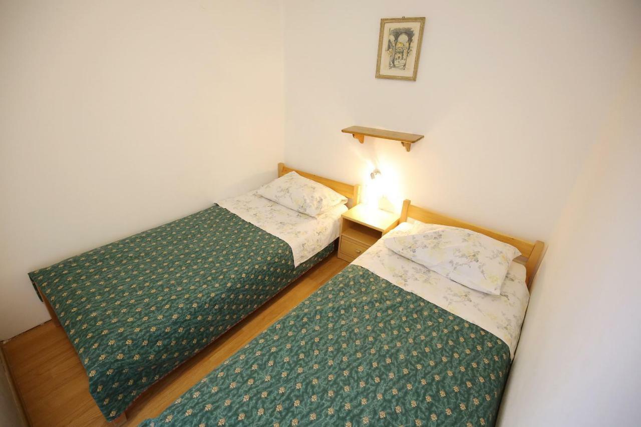Apartment And Rooms Roko Zaglav エクステリア 写真